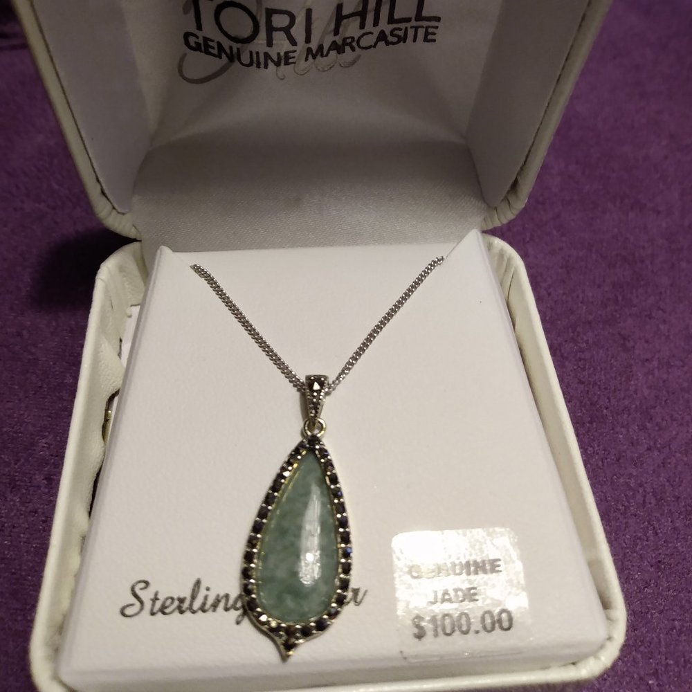 🌟SterlingSilver Jade & Marcasite Teardrop Pendant